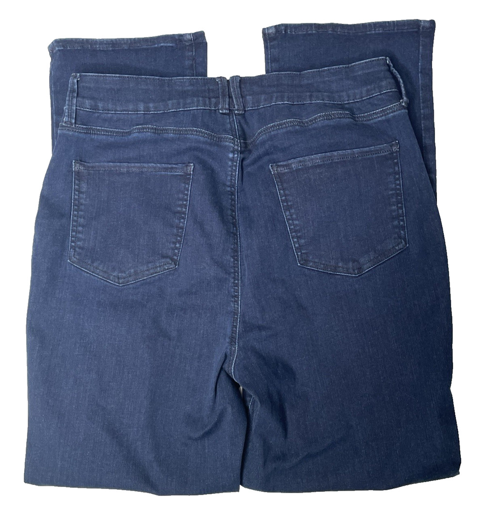 NYDJ Curves 360 Stretch Straight Leg Jeans Women’s Size 14 Dark Wash Classic